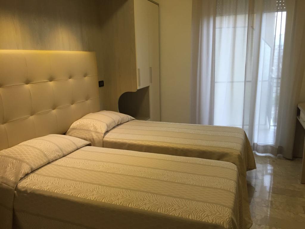 בלריה-איגאה מרינה Hotel Grado מראה חיצוני תמונה